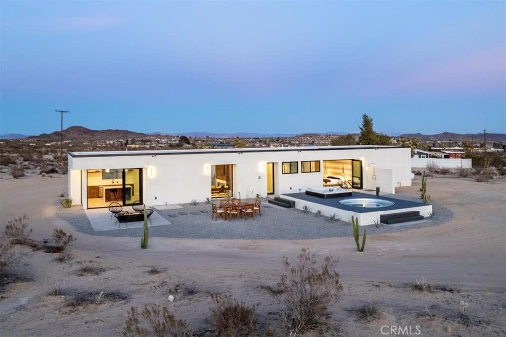 Skydweller - Modern Holiday home Joshua Tree