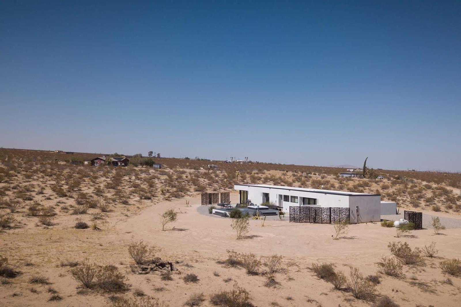 Skydweller - Modern Holiday home Joshua Tree